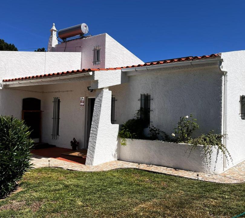 Photo of Buildings in Aljezur