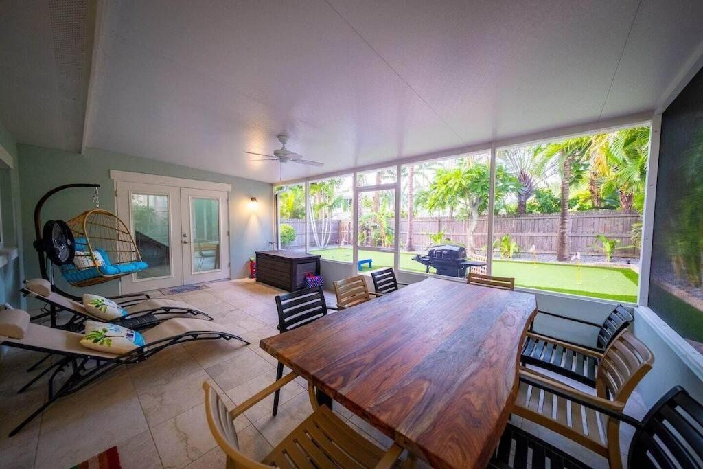 Photo of Livingroom in Crescent Beach