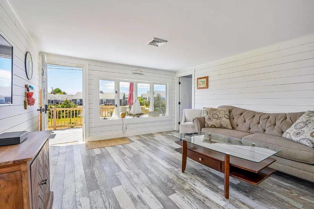 Photo of Livingroom in West Dennis
