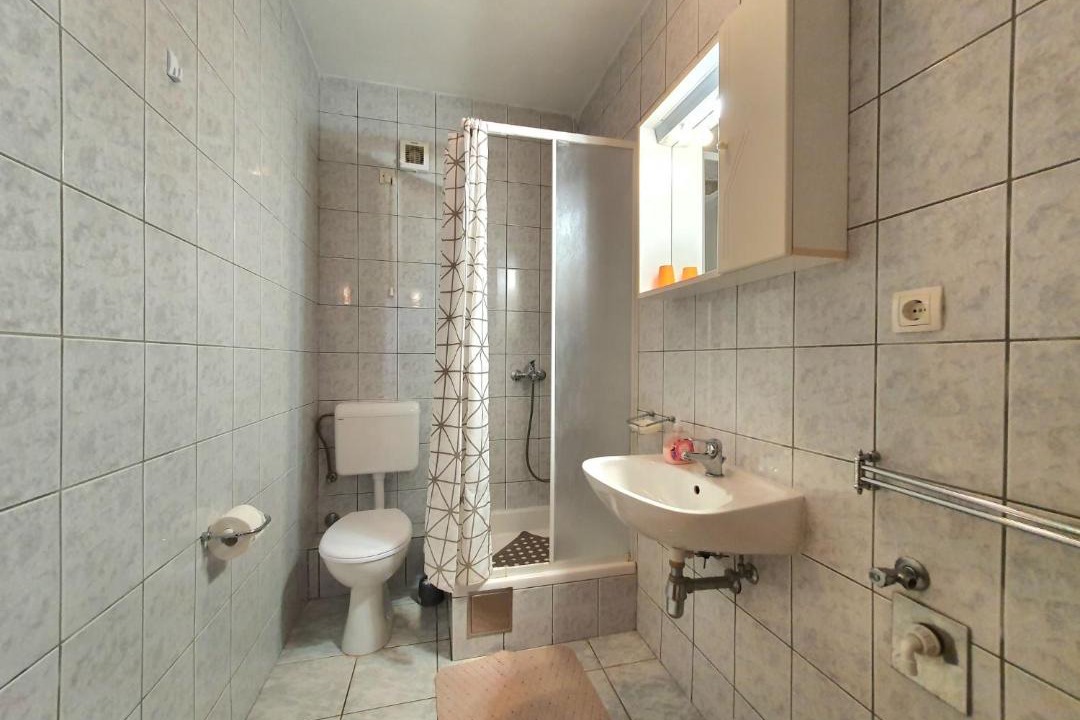 Photo of Bathroom in Cove Basina (Jelsa)