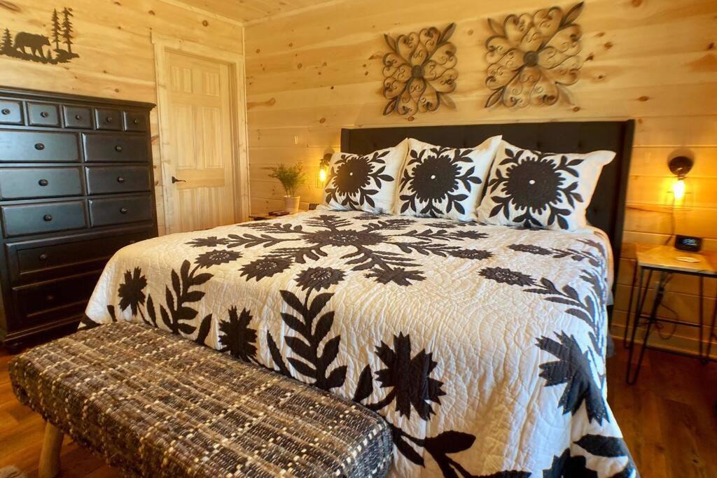 Photo of Bedroom in Stanley