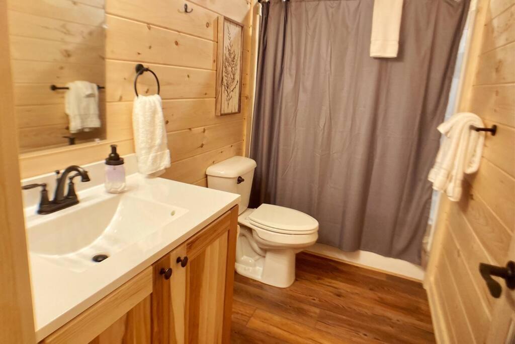 Photo of Bathroom in Stanley