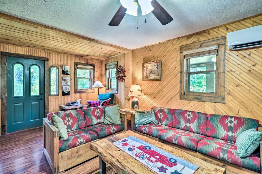 Photo of Livingroom in Ennice