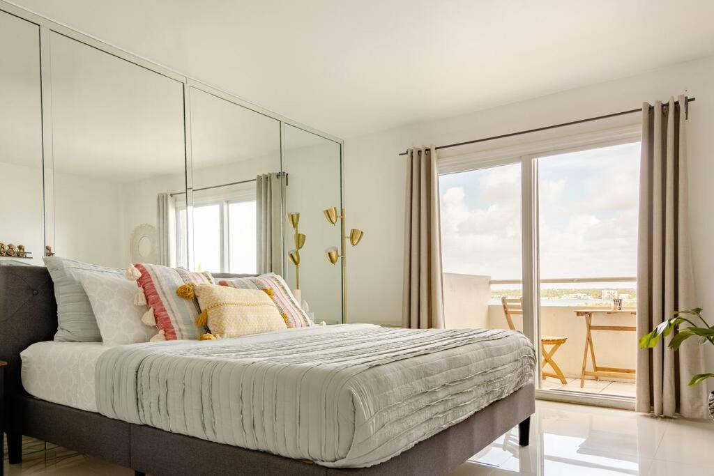 Photo of Bedroom in North Bay Village