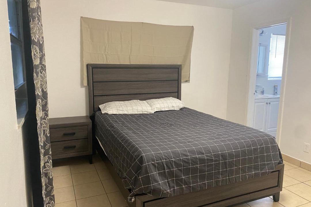 Photo of Bedroom in Hallandale Beach