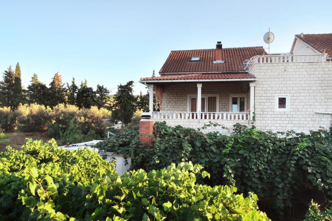 Photo of Others in Mirce