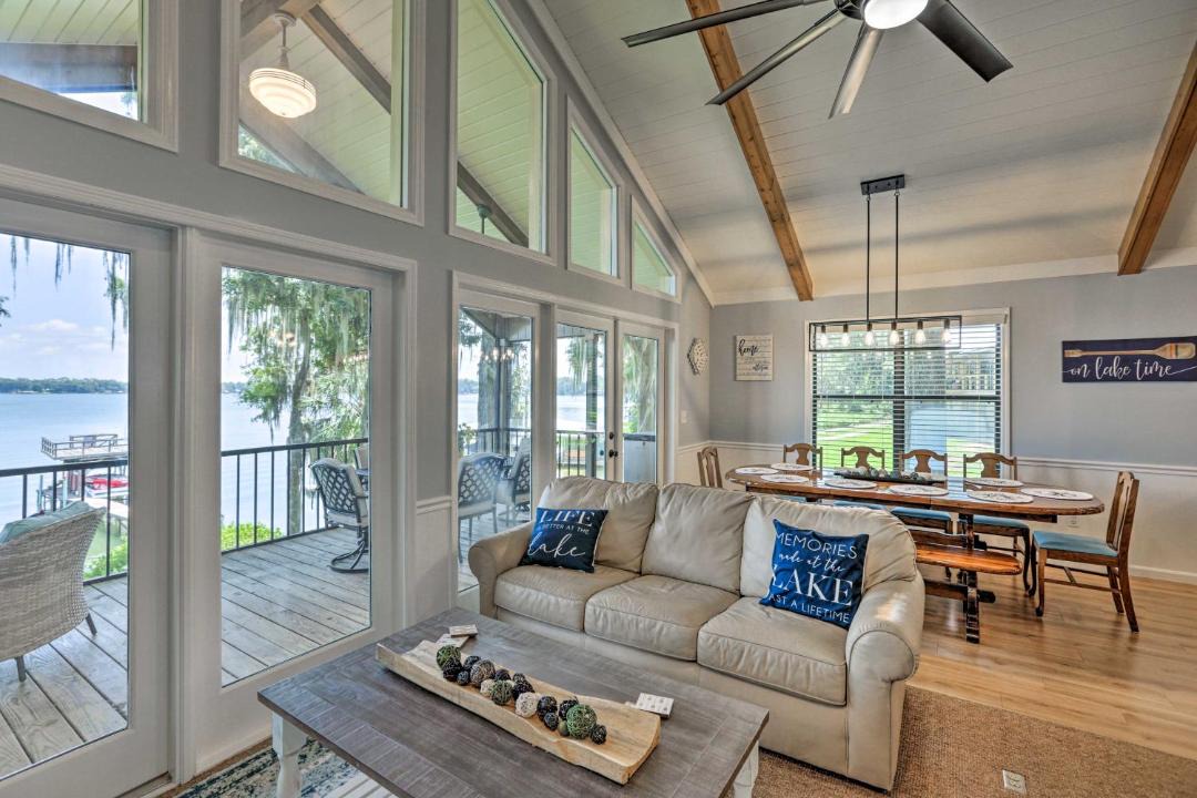 Photo of Livingroom in Madison