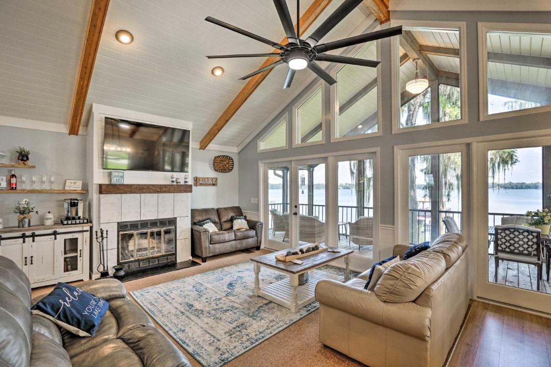 Photo of Livingroom in Madison