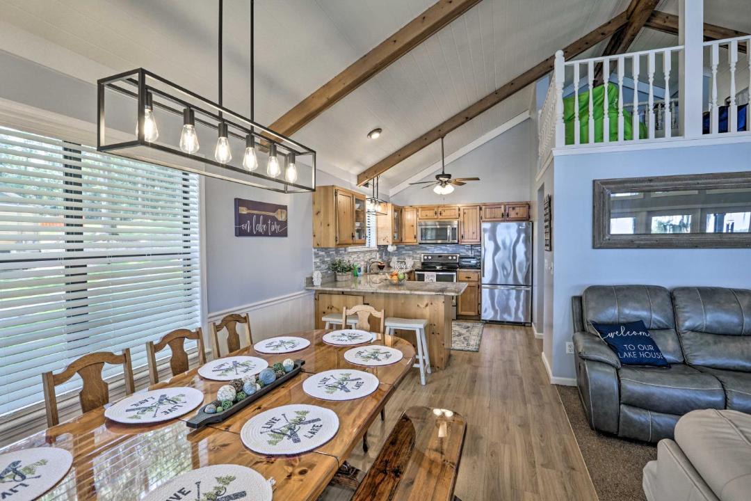 Photo of Livingroom in Madison
