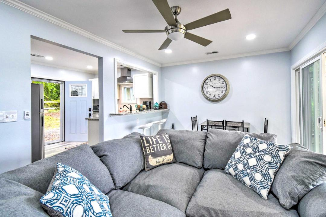 Photo of Livingroom in Dutton