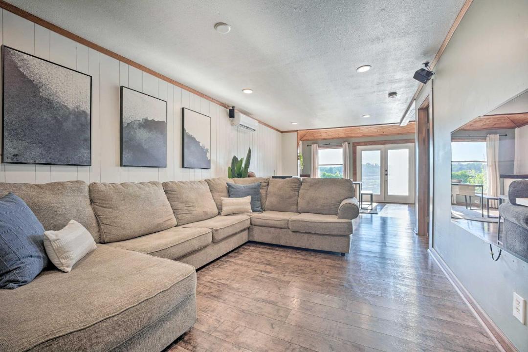 Photo of Livingroom in Osceola