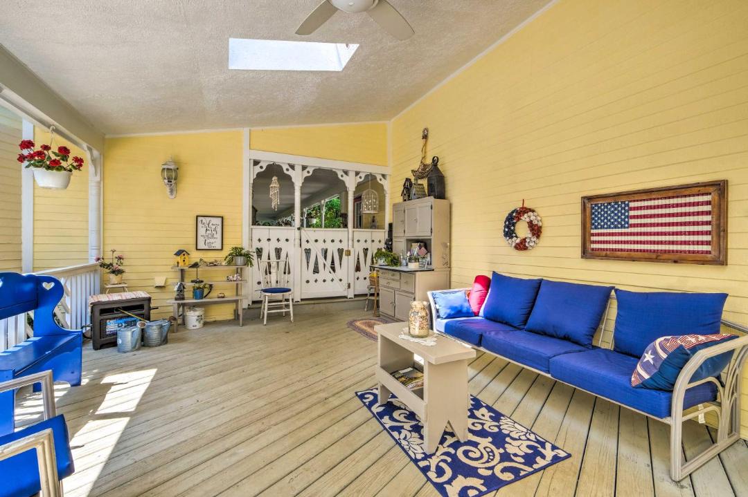 Photo of Livingroom in Woodbridge