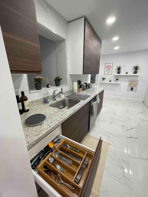 Photo of Kitchen in Hallandale Beach