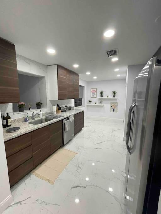 Photo of Kitchen in Hallandale Beach