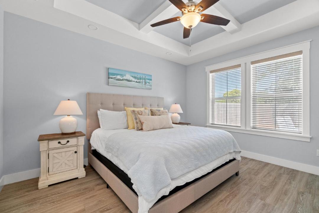 Photo of Bedroom in Laguna Beach Estates