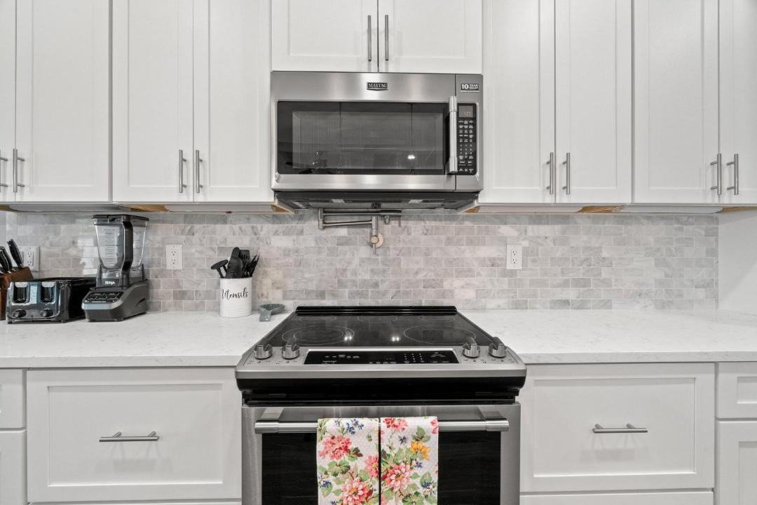 Photo of Kitchen in Laguna Beach Estates