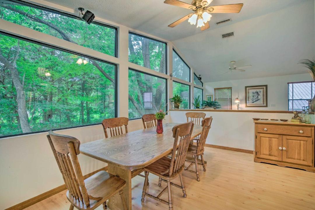 Photo of Livingroom in Inglis