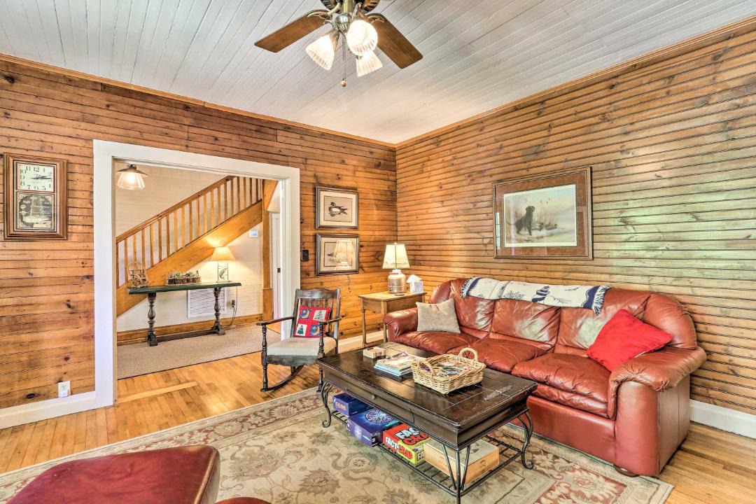 Photo of Livingroom in Crumpler