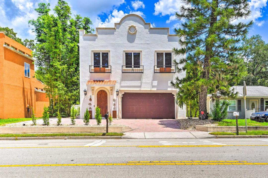 Photo of Buildings in Alta Vista