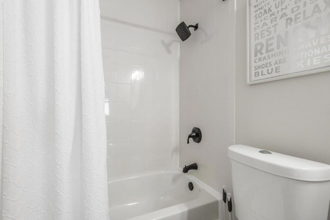 Photo of Bathroom in Apollo Beach