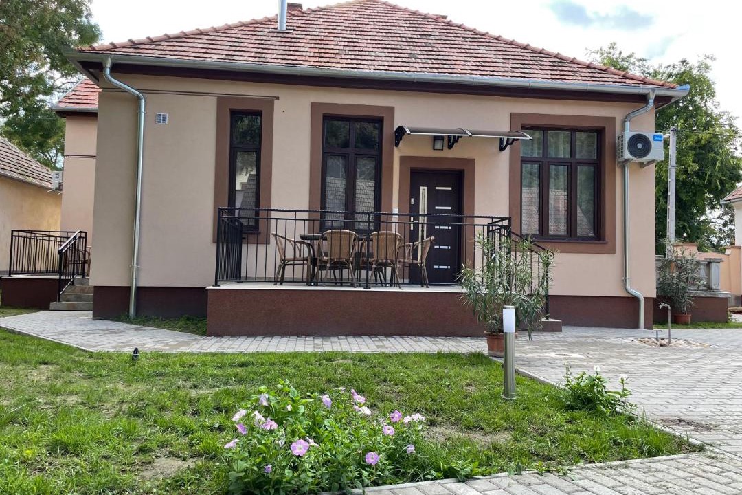 Photo of Buildings in Kiskunhalas