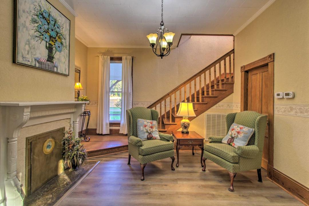 Photo of Livingroom in Sharon