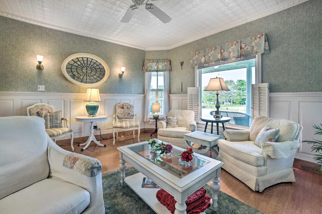 Photo of Livingroom in Alden