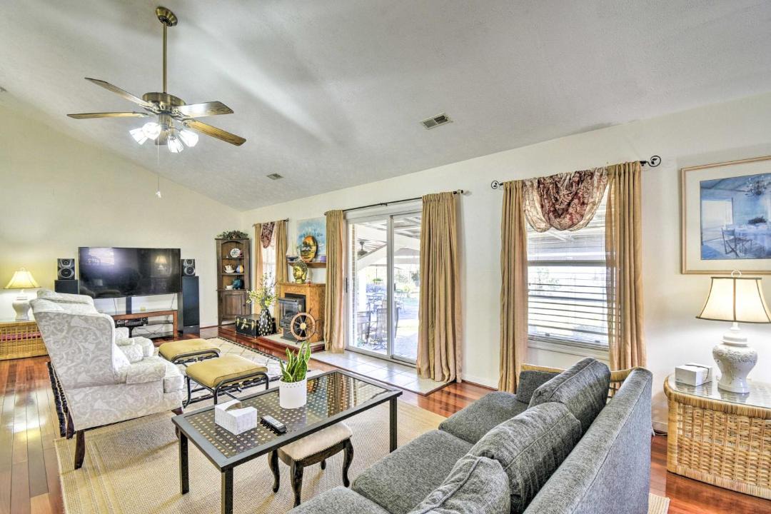 Photo of Livingroom in Bellamy