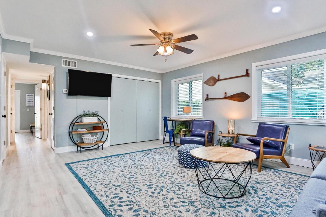 Photo of Livingroom in Riviera Beach
