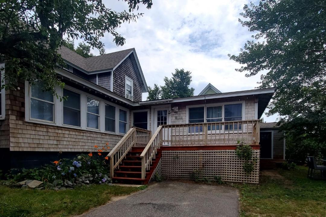 Photo of Buildings in East Chop