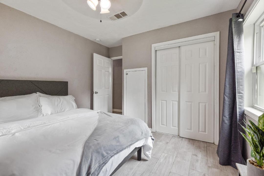 Photo of Bedroom in Tallahassee