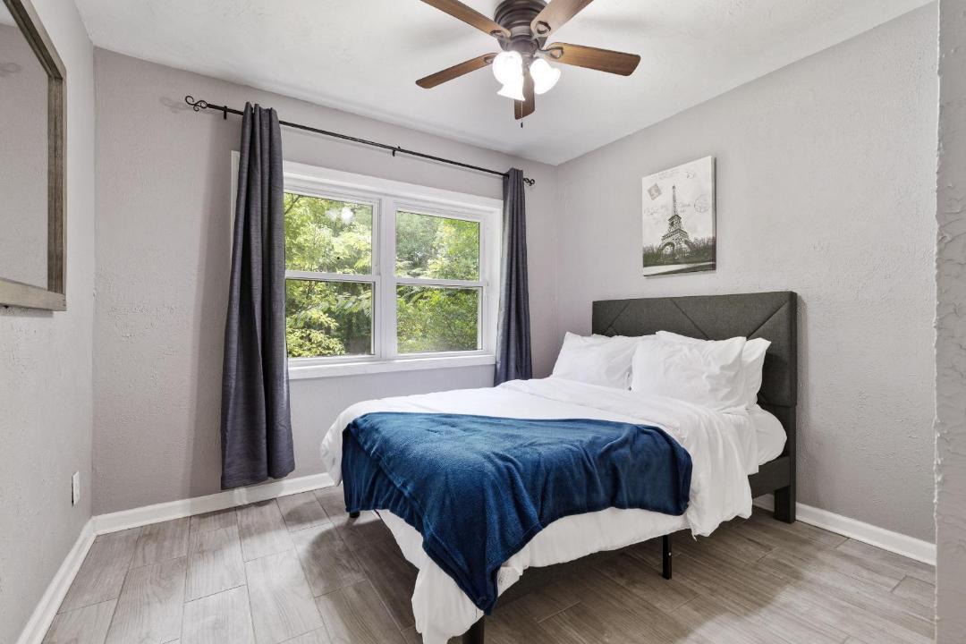 Photo of Bedroom in Tallahassee