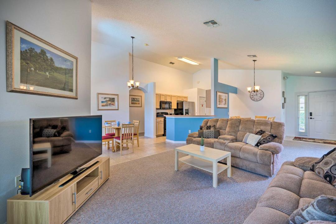 Photo of Livingroom in Haines City