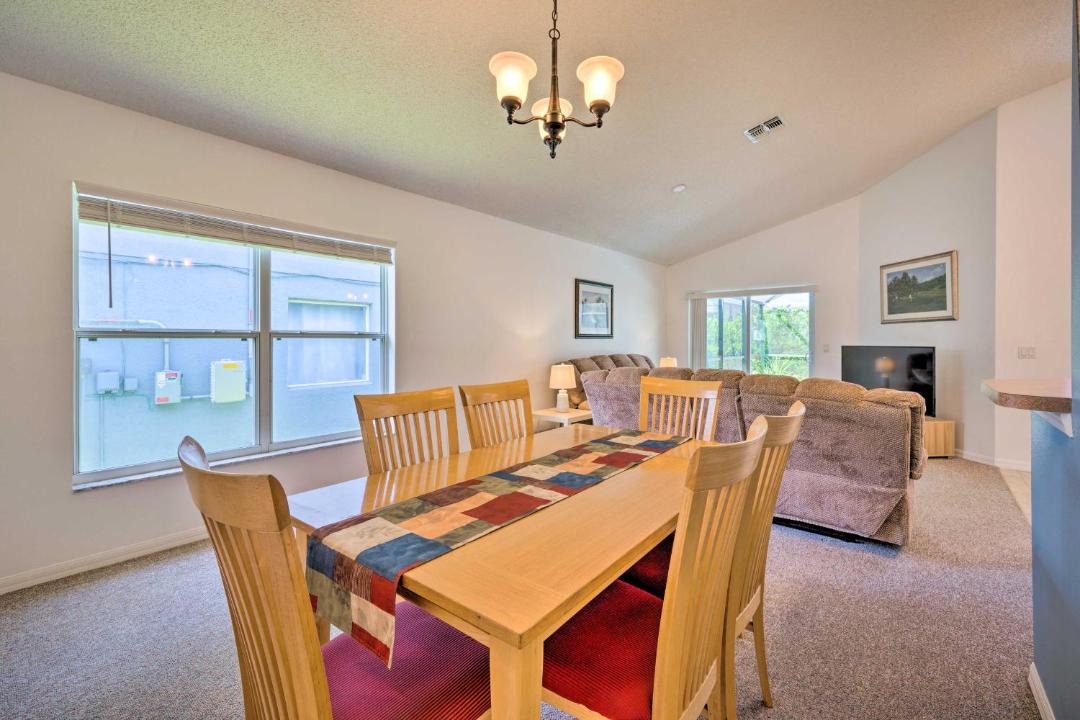 Photo of Livingroom in Haines City