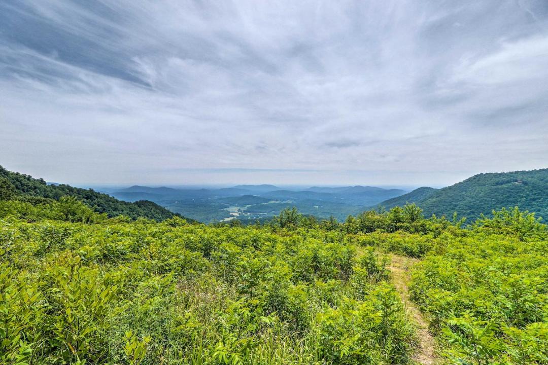 Photo of Outdoor in Ennice