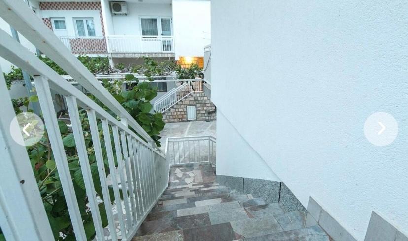 Photo of Others in Gradac
