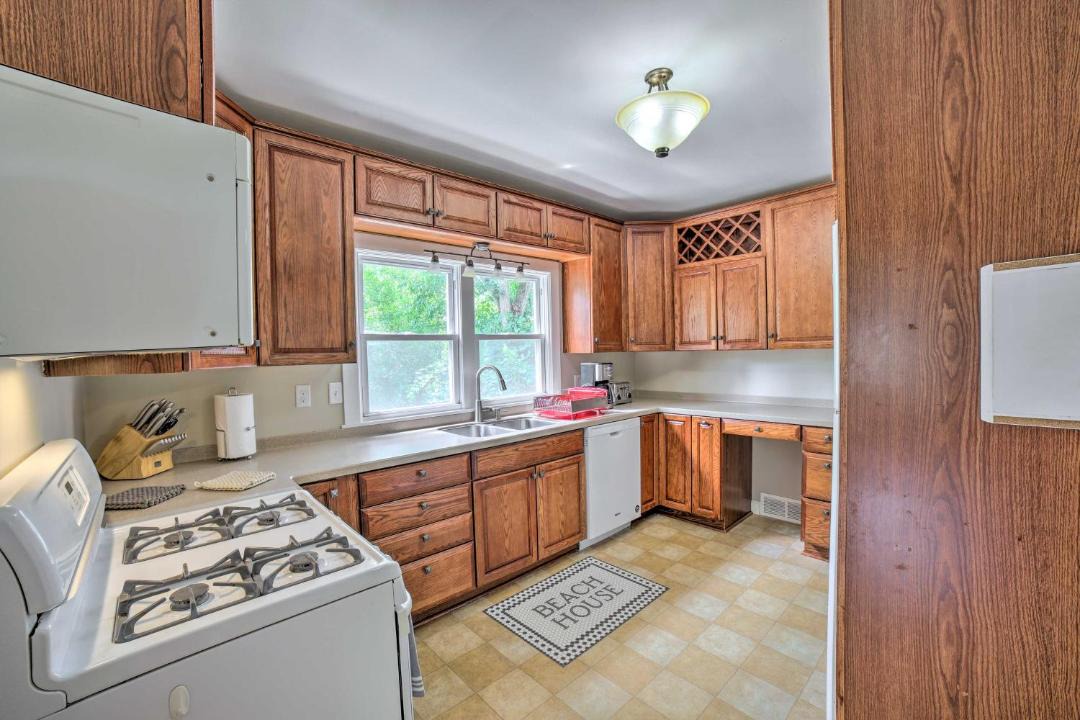 Photo of Kitchen in Miller Beach