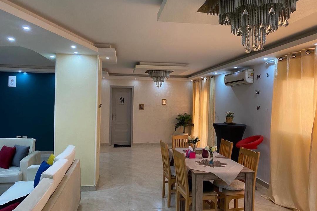 Photo of Livingroom in Pyramids Gardens