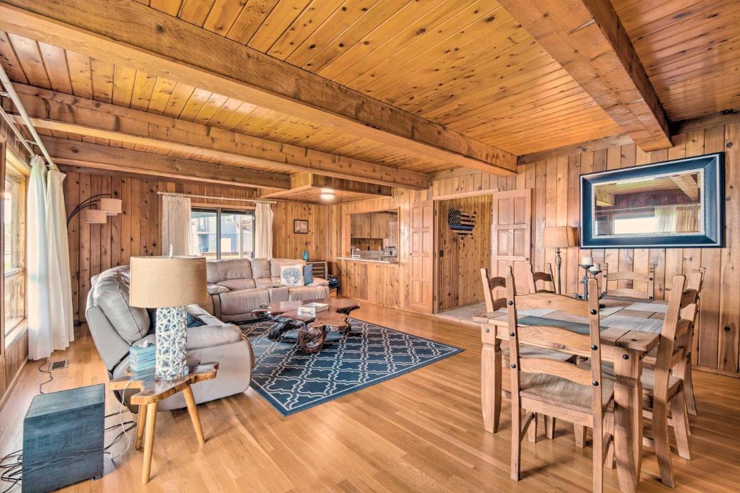 Photo of Livingroom in Homosassa