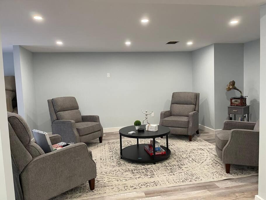 Photo of Livingroom in West Falmouth