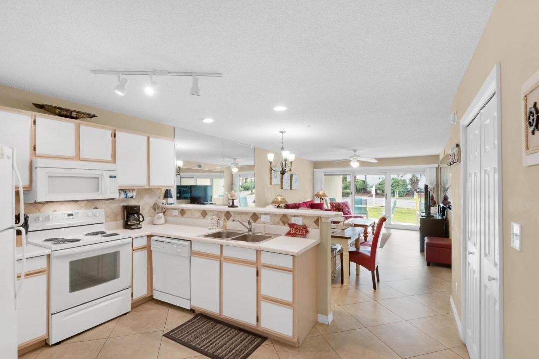 Photo of Kitchen in Miramar Beach