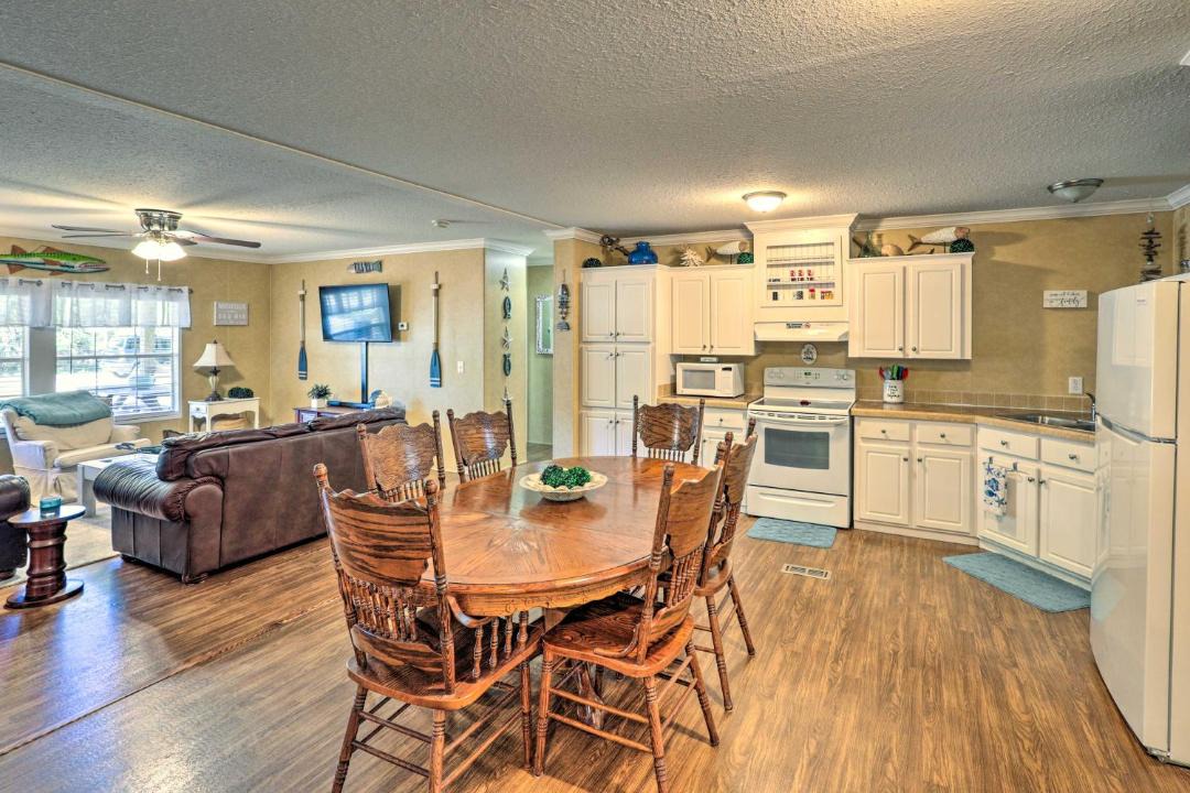 Photo of Kitchen in Steinhatchee