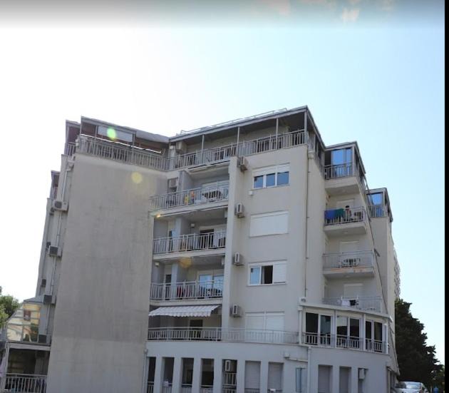 Photo of Buildings in Ratac