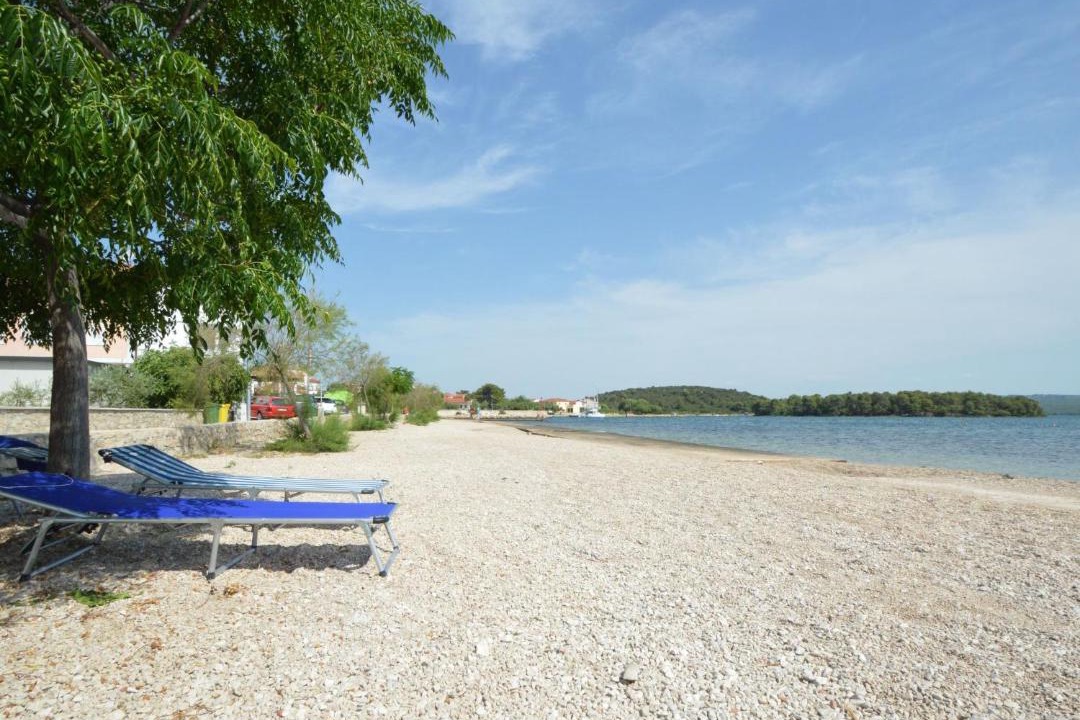 Photo of Others in Raslina