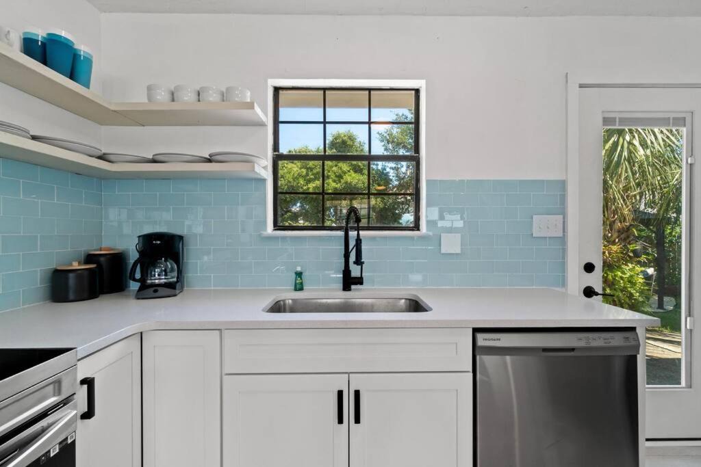 Photo of Kitchen in El Centro Beach