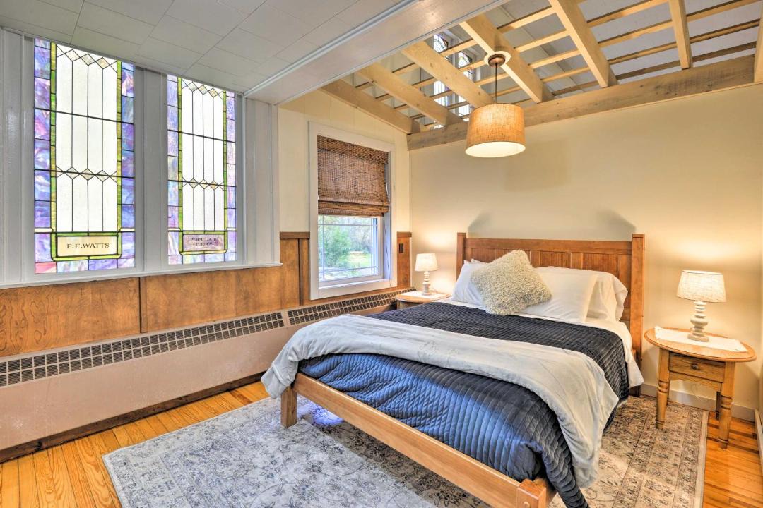 Photo of Bedroom in Lisle