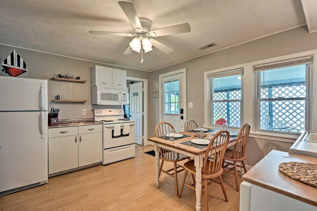 Photo of Kitchen in Colonial Beach