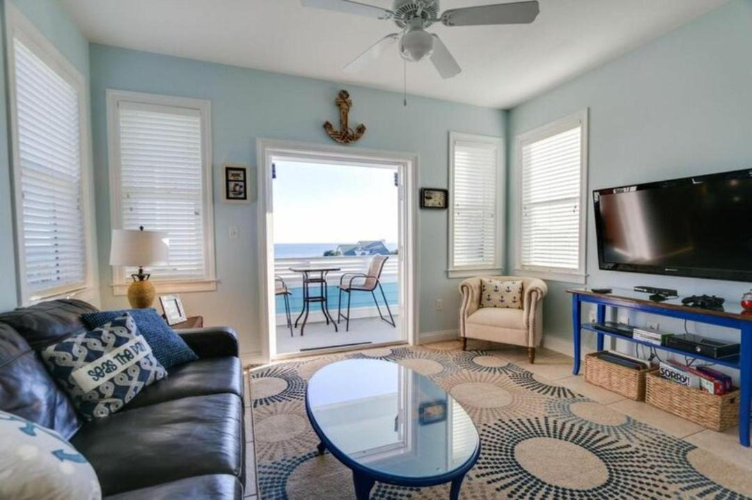 Photo of Livingroom in Seacrest