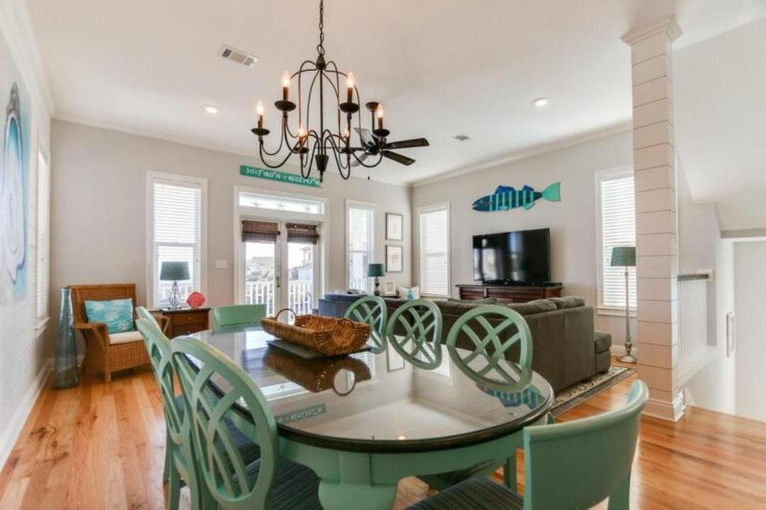 Photo of Livingroom in Seacrest