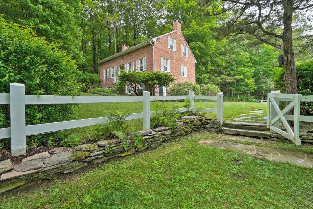 Photo of Others in Salem
